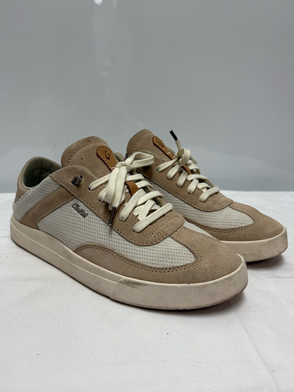 OluKai Kilea Sneakers Beige Taupe Suede Mesh Women’s 9 / EU 39